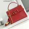 Luxo feminino Novo fivela Valenn Crocodile Bag Official Vsling Product Produto Napa Lady Lady Lady de ponta de couro emparelhado Patternway Bolsa de bolsas de bolsa 84vo 1eta 6xyk