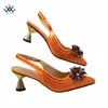 Zapatos de vestir de color naranja Toe puntiagudo de alta calidad Tacón cómodo juego de bolsas a juego para la boda sexy de damas