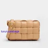 Damen Designer gepolstert Kassette Cross-Body Bag Botegaveneta kleiner/klassisch gepolsterte Intrecio Leder Cross Lod Bag Eins Innenraumzocke Metallverschluss AJCP