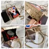 Umhängetaschen PVC Luxusdesigner Handtaschen für Frauen Mädchen weibliche Käufer Brieftet Mode kreative Persönlichkeit gedrucktes cooles Mädchen Crossbody