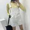 Frauen Jeans Frühling Sommer Mini -Strap -Shorts Frauen Fringe Mode lässig losen Damenhosen koreanische Stil Weitbein Frau