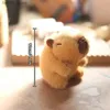 Cléchains en peluche mignon Capibara kapibara en peluche dessin animé ginage pendentif pendentif doux poupée en peluche portefeuille sac à dos sac de voiture clés décor anneau décor gamin y240415