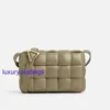 Damen Designer gepolstert Kassette Cross-Body Bag Botegaveneta kleiner/klassisch gepolsterte Intrecio Leder Cross Lod Bag Eins Innenraumzocke Metallverschluss U12R