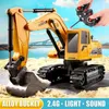 Auto modello Diecast RC Excavator 2.4GHz 6-channel 1 24 RC Engineering Vehicle Leghe e Plastic Excavator Boy Toy 6ch e 5ch RTR Childrens Gift J240417