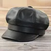 Berets Women Fashion Leather Newsboy Caps noirs Pu Octogone Hat Man Man Big Size Béret 54cm 56cm 57,5cm 59cm 61-62cm D240417