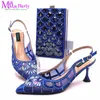 Chaussures habillées 2024 INS Italien Femmes and Bag assorties dans Royal Blue Color Special Hollow Out Design for Wedding Party