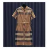 Luxury Burberr Shirt Dress Designer Berberry Dress T Shirt Fashion Letter Print Dress Slim Quick Dry Mini kjol Kvinnkläder Kvinnor Casual 283