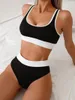 Swimwear da donna 2024 Bikini a due pezzi in bikini femminile da bagno femminile bagno che faceva costume da bagno su abiti da spiaggia estate