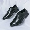 Dress Shoes 40-44 Evening Plus size heren sneakers hakken luxe elegante zwarte sport sneller tenzen beroemd