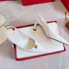 Sandales de boucle en métal chaussures de femmes chaussures de créateur mules luxueuses talons d'été Nouvelles pantoufles sexy