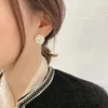 Boucles d'oreilles étalon Camellia fleur fleuries Lumière luxe vintage numéro 5 anneaux d'oreille de perles accessoires filles bijoux de mode cadeau bijoux