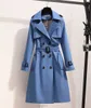 Fashion Spring Winter Trench Coats Inghilterra Donne a vento a vento Long Elegant Belt Gacchette a doppio petto Casualmente Capodri Female Size S-4xl S-4xl