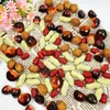 Fiori decorativi 20pcs castagne artificiali Nuts Cinese Riempimento vaso Desktop Ornamenti per la casa De arredamento PO PROP PROP albero di Natale