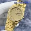 Orologio da polso di fantasia AP Royal Oak Series Womens Diamonds Original Data Display 34mm Quartz Muove