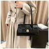 Totes Classic Pu Sac à bandoulière French Sac à main vintage 2024 Automne Winter Women Brand Bags Fashion Female Underarm Feme