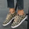 Tava plana de sapatos casuais com malha respirável e confortável versátil impressão de leopardo placa moderna na moda da moda