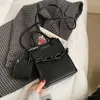 Sac en acrylique Candy Color Chain Designer Mini Pu Leather Crossbody Sacs pour les femmes 2024 Hiver à la tendance des sacs à main