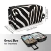 Sacs de cosmétique Voyage Tropical Wild Animal Zebra Stripes en cuir Texture Toitrage Sac Maquillage Organisateur de beauté Boîte de kit Dopp Box