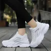 Scarpe casual 36-40 taglia 40 donne che gestiscono 2024 vulcanizzare sneaker trasparenti da donna 44 prodotti di tendenza di lusso sportivi