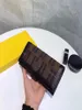 Billeteras casuales de cuero de grano completo diseñadores de lujo bolsas de moda billetera larga billetera regresa a los antiguos1151588