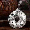 Hangers carving hollow fu personage veiligheid buckle hanger mannen vrouwen amulet accessoires retro touw ketting mannelijke choker