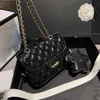 CC Luxury Brand Bealws Bags Women Designer Clay Bag с звездной кошелькой патент кожа золотистое металлическое оборудование 19 см. Золото/серебряное вечерние сумки Cross Body Budbag