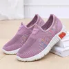 Casual Shoes Summer Sneakers Women Mesh Soft Loafers Bottom Walking Mom Light Bekväm skor Flat