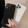 Случаи по сотовым телефонам роскошная сетчатая сетка тепло рассеяние Soild Color Soft Phone Case для телефона 15 14 Pro Max 13 12 11 Ультратонкие твердые защитные задняя крышка