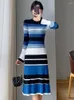 Повседневные платья Классические контрастные полосатые вязаные вязаные свитер для женщин шикарные колокольчики