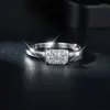 Les anneaux de cluster suivent le nuage 1.0ct 5 7 mm Ring Moisanite Diamond 925 argent sterling pour les femmes Bands de mariage Bijoux en or blanc 18 carats