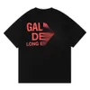 GALLREY TEE DEPTS Designer T-shirt Toppkvalitet Luxury Fashion T-shirt Letter Casual Men Womens Par Style Street Loose Simple Short Sleeved Letter Print T-shirt