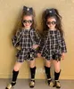 Zestawy odzieżowe Baby Girl Surteve Batuse Płaszcz Kuit Kids Okoła szyi Plaid Midi Loose Party Street Casual Princess Cardigan