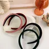 Bandas da cabeça Retro Solid Color Velvet Sponge Band Band Fashion Hair Accessories Mulheres Trend Street Shooting Hairband Hair Band Girl Headwear Y240417