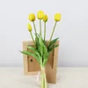 Decoratieve bloemen van hoge kwaliteit hydraterende vijfkoppige tulpen Noordse binnenshuis realistische boeket zachte lijm simulatie bloemen trouwhuis