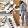 Luxe merk Casual schoenen platte buitenstrepen vintage sneakers dikke sole seizoen tonen merk klassieke luxe plaid trendy lichtgewicht veelzijdige schoenen