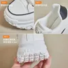 Scarpe casual Versione moda Versione di moda Small White Women Spesse con un aumento di stivale sneaker anti -slitta