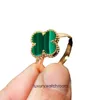 Anneaux de concepteur haut de gamme pour Vancleff New V Gold Lucky Clover Series Ring Womens Full Diamond Agate Natural White Shell Ring Original 1: 1 avec un vrai logo