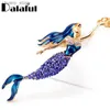 Keychains Lanyards Exquisite Mermaid Sea-maid Key Chains Rings Holder Enamel Crystal Purse Bag Buckle Pendant For Car Keyrings KeyChains K270 Y240417