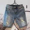 Menina de moda Hole casual shorts jeans koreon streetwear roupas machos de homem verão solto azul jorts 240417