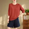 Koszulki damskie T-shirt w stylu retro w średnim rękawie dla kobiet wiosna i lato luźne dopasowanie stałych kolorów Top Sweter