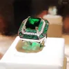 Anillos de racimo de alta calidad El estilo de temperamento de la dama joya retro verde cz dedo para mujeres accesorios nobles anillo de boda anillo de bodas