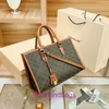 Factory Outlet Groothandel Selinss Tote Tassen te koop Echte Arc de Bag Womens Nieuwe Zomerweg Grote capaciteit met origineel logo lae2