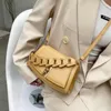 Axelväskor små kvinnliga crossbody väska lyxdesigner handväskor för kvinnor avslappnad tonåring läppstift högkvalitativ telefon damer