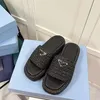 MELHOR DE QLETA DE DESIMADORES DE QUALIDADE SANDAL DE CALARO GENUINO PARA MULHERES SLIDES SUDORES SANDALS SANDALS SLIDES SLIPPER DE PRAIA 2024 Novos sapatos planos de primavera 35-41 com caixa