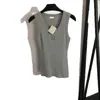 Kvinnor stickar topp tee broderi logotyp tank topp sommar kort smal navel exponerad outfit elastiska sport stickade tankar andas av trackover kvinnors sporttoppar