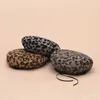 Berets Womens Leopard Print Hat Fashion Béret HATS VINTAGE LEOPARD CELLET HAPLE BEAIE Girls Cap French Berets avec corde réglable D240417