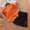 Set di abbigliamento per ragazzi estivi set di sport di asciugatura rapidi per bambini set di vestiti a maniche corte set adolescenti 2 pezzi/set 240401