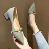 Chaussures pour la femme 2023 Toches de chaussures d'été à orteils Les talons carrés avec un glissement de bureau vert moyen sur la tendance de style coréen 39 Y2K