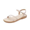 Sandali bassi morbidi estivi abita in pelle femminile beige tacchi chiari scarpe da donna con fibbia gladiatore a ruota bassa com 240417