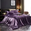 Ensemble de literie en soie solide avec couette en couette draps de lit d'oreiller en satin de luxe Satin Double Lit King Queen Twin Size 240403